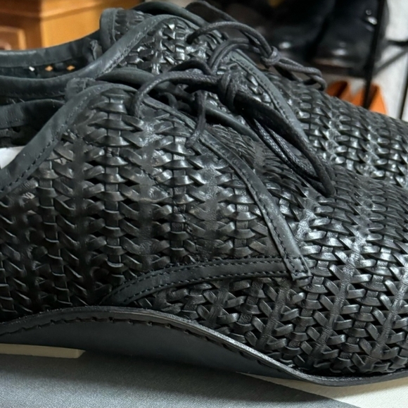 John Varvatos black woven leather oxfords Crafted in Italy  🇮🇹 - Picture 3 of 11